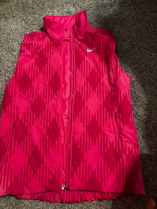 Nike Jackets & Blazers - Nike Golf Womens Bright Pink Diamond-Print zip up Vest